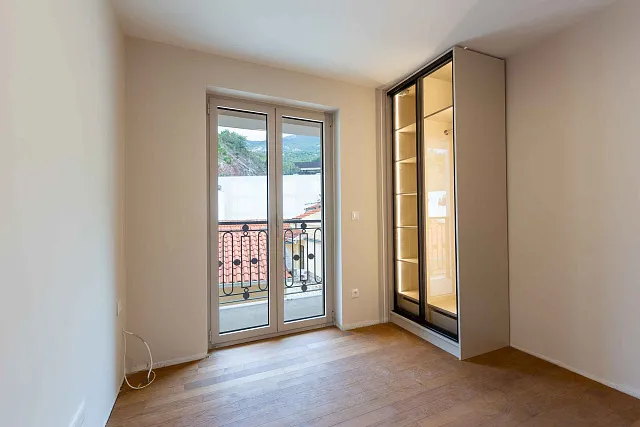 Moderne 2-Zimmer-Wohnung mit Panoramablick auf das Meer – Pržno, 68 m² — photo 12